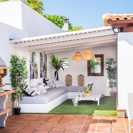 Luxury 'la Bonita' With Private Heated Pool, Bbq & Free Wifi- Suiteable For Familiesfriends Villa *