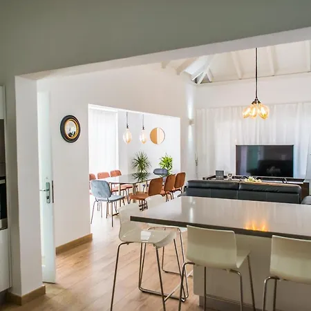 Luxury 'la Bonita' With Private Heated Pool, Bbq & Free Wifi- Suiteable For Familiesfriends * Corralejo