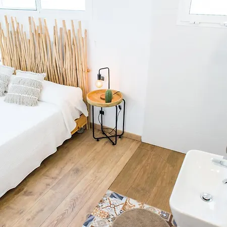 Luxury 'la Bonita' With Private Heated Pool, Bbq & Free Wifi- Suiteable For Familiesfriends Corralejo